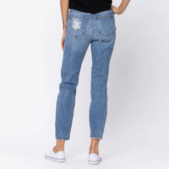 JUDY BLUE Distressed Destroyed Destructed Denim Boyfriend Jeans Size 20W NWT - Picture 2 of 6